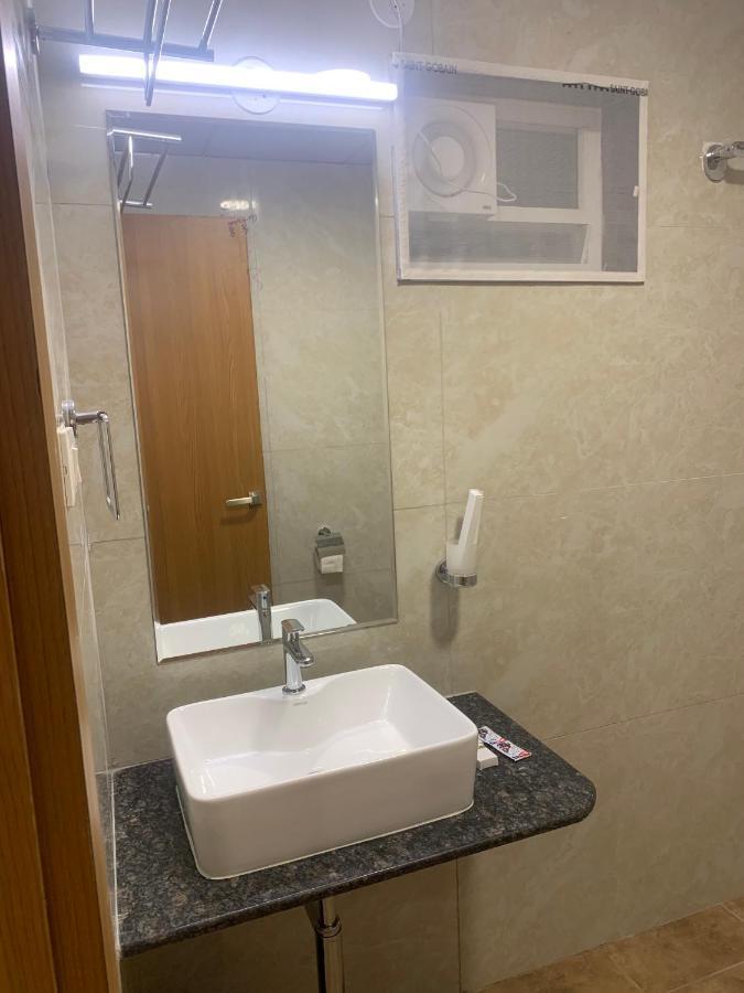 Jn Guestline Ξενοδοχείο Devanahalli Εξωτερικό φωτογραφία