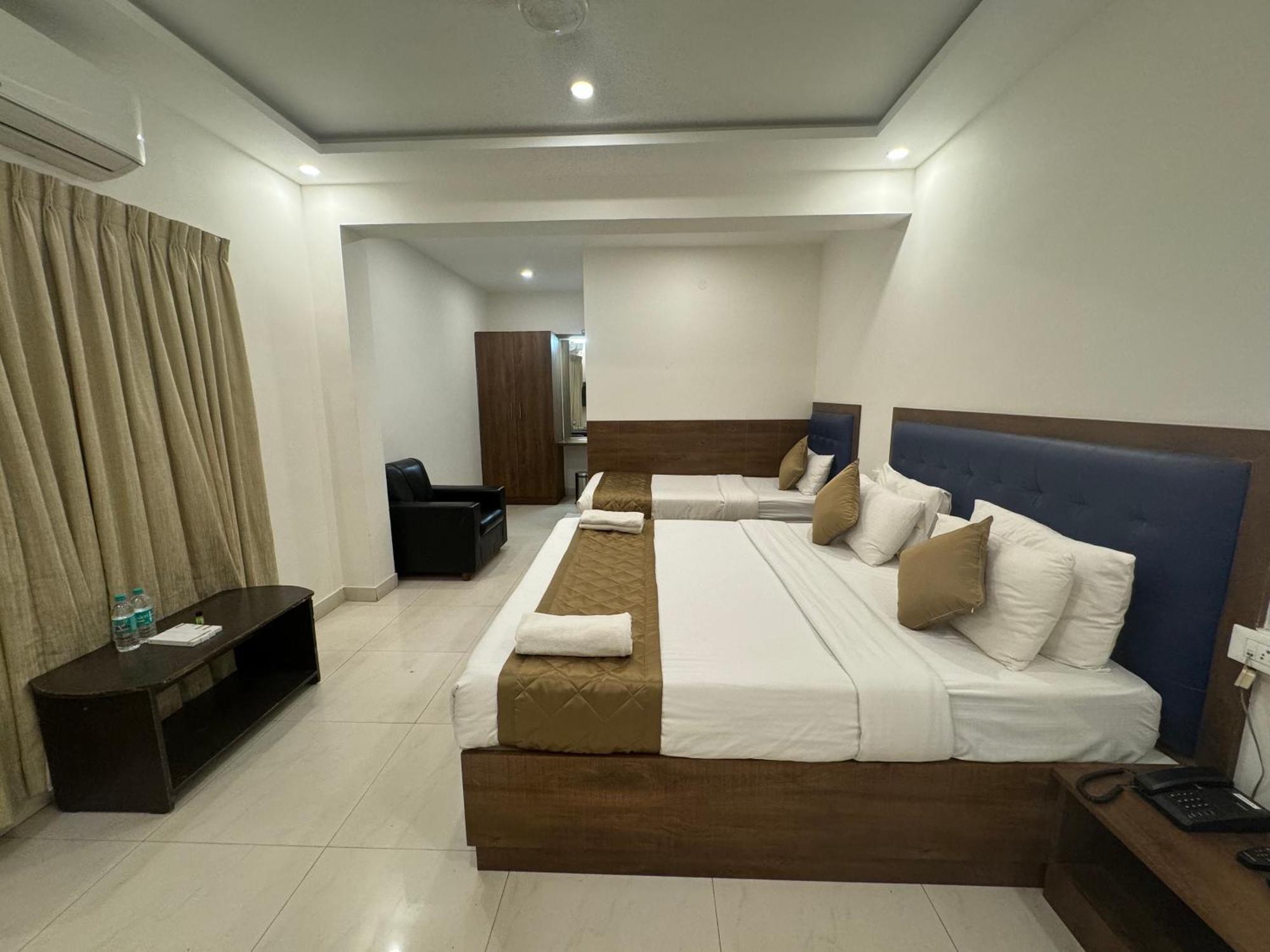 Jn Guestline Ξενοδοχείο Devanahalli Εξωτερικό φωτογραφία