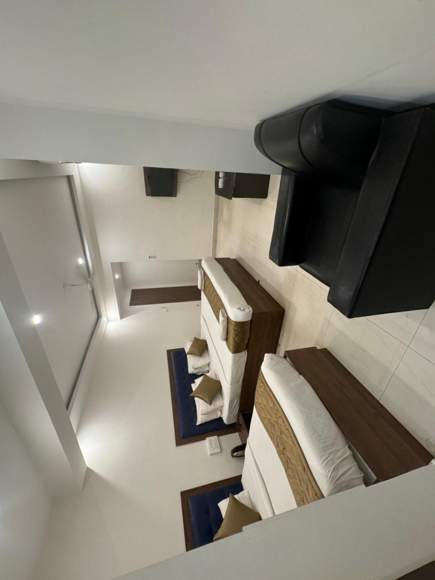 Jn Guestline Ξενοδοχείο Devanahalli Εξωτερικό φωτογραφία